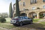 Toyota Prius Plug-in Hybrid 2016 года